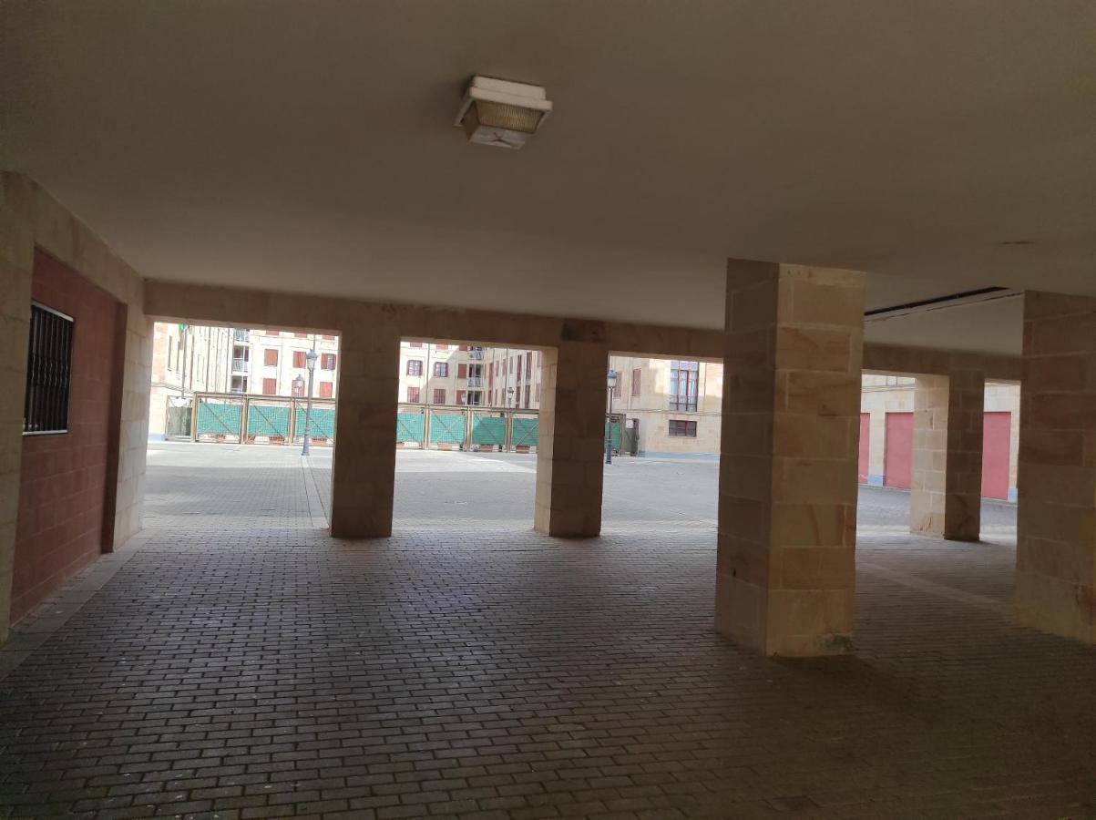 Apartamento Parque Europa エスカライ エクステリア 写真