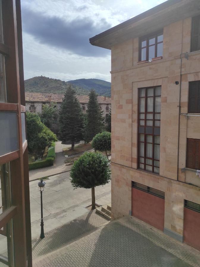 Apartamento Parque Europa エスカライ エクステリア 写真