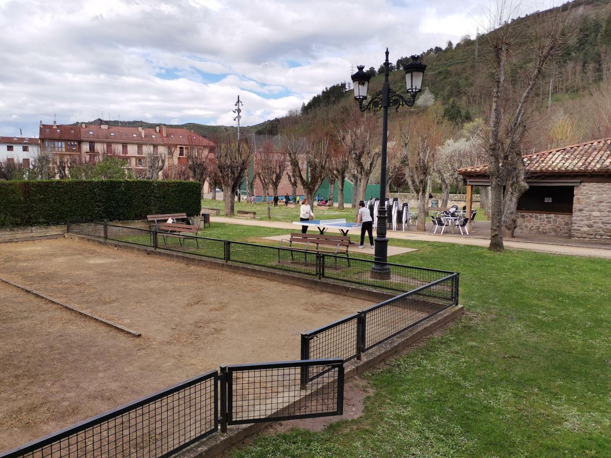 Apartamento Parque Europa エスカライ エクステリア 写真
