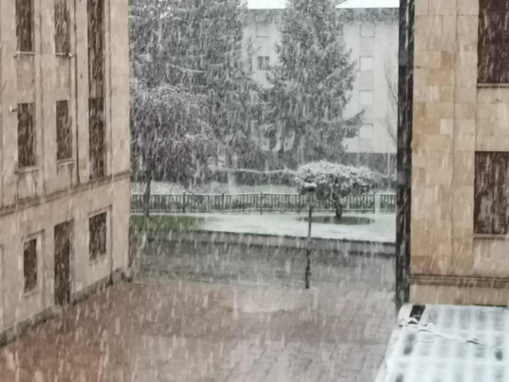 Apartamento Parque Europa エスカライ エクステリア 写真